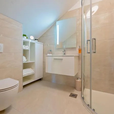 Luxury Castello Di Pietra With Private Pool Villa Pucisca